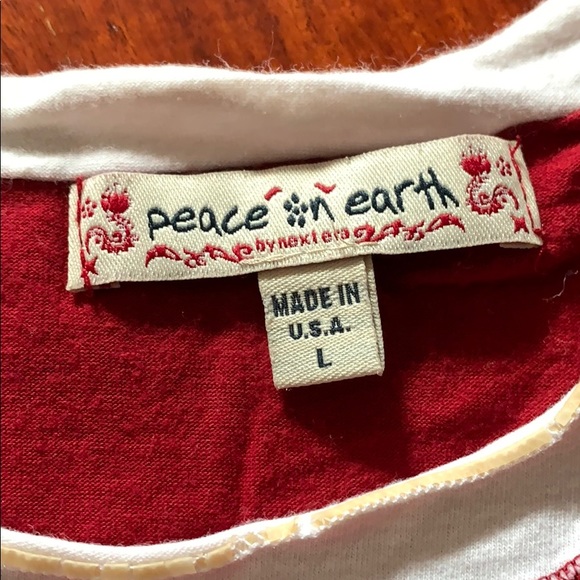 Red long sleeve - Picture 2 of 5